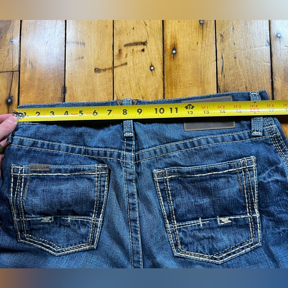 Ariat Jeans Men’s 34x32 M4 Bootcut Relaxed Western Rodeo Work Distressed Stained - Picture 10 of 11
